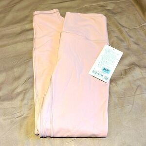 Lululemon Aligns 28 HR Rose Blush